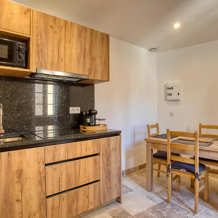 2 Pieces, Centre Historique, Sarladina