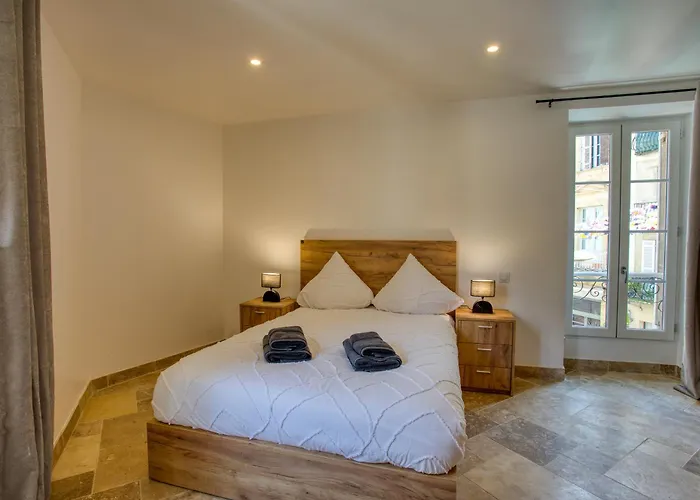 2 Pieces, Centre Historique, 